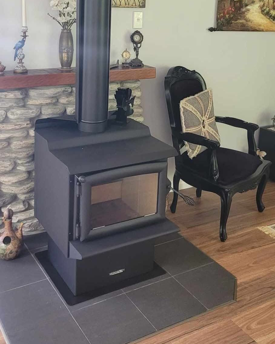 Woodsman Tasman MKII Fireplace with Wetback & 4.2m HeatSaver Flue