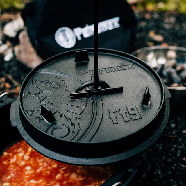 Petromax Dutch Oven with Flat Base FT12-T