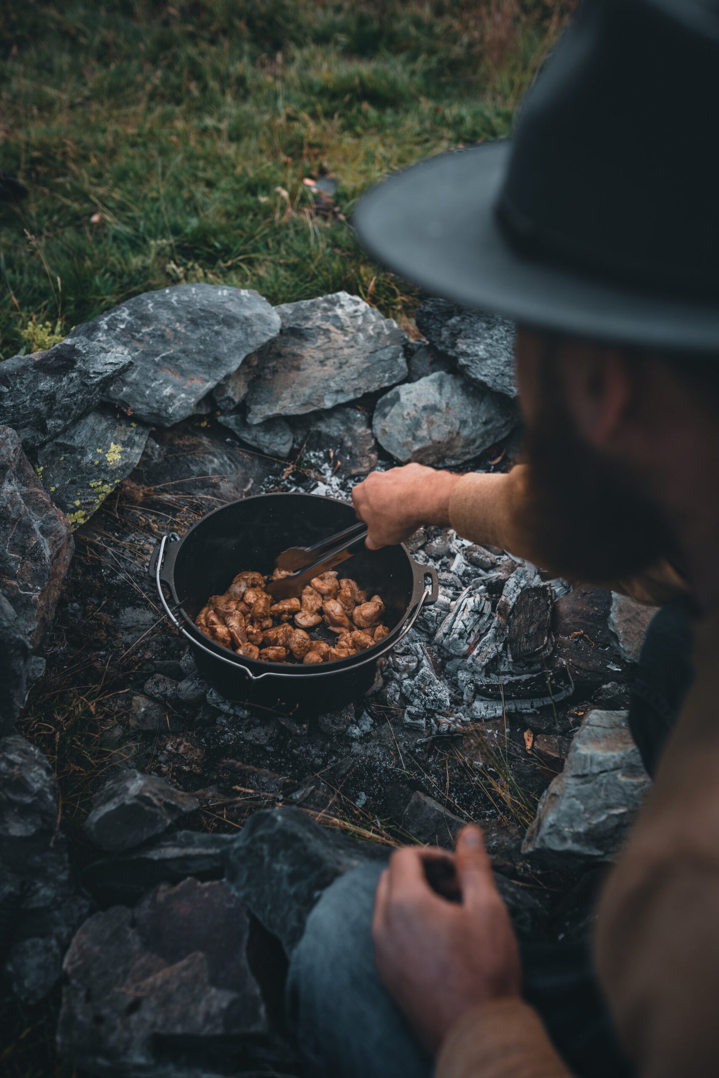 Petromax Dutch Oven With Legs FT12