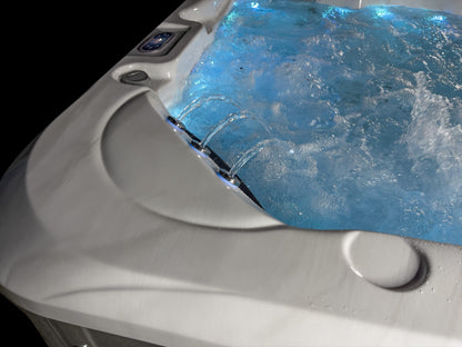 Sensation Retreat 2 Spa Pool