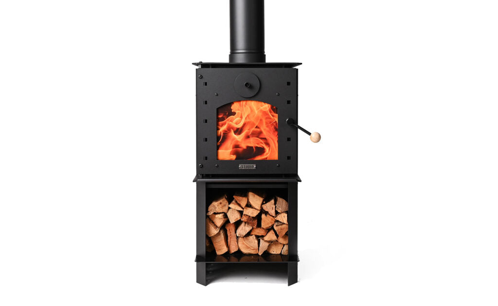 Warmington BLACK Studio Fire including 3.6m Warmington flue system and flue shield