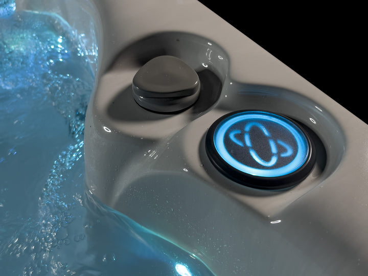 Sensation Retreat 2 Spa Pool