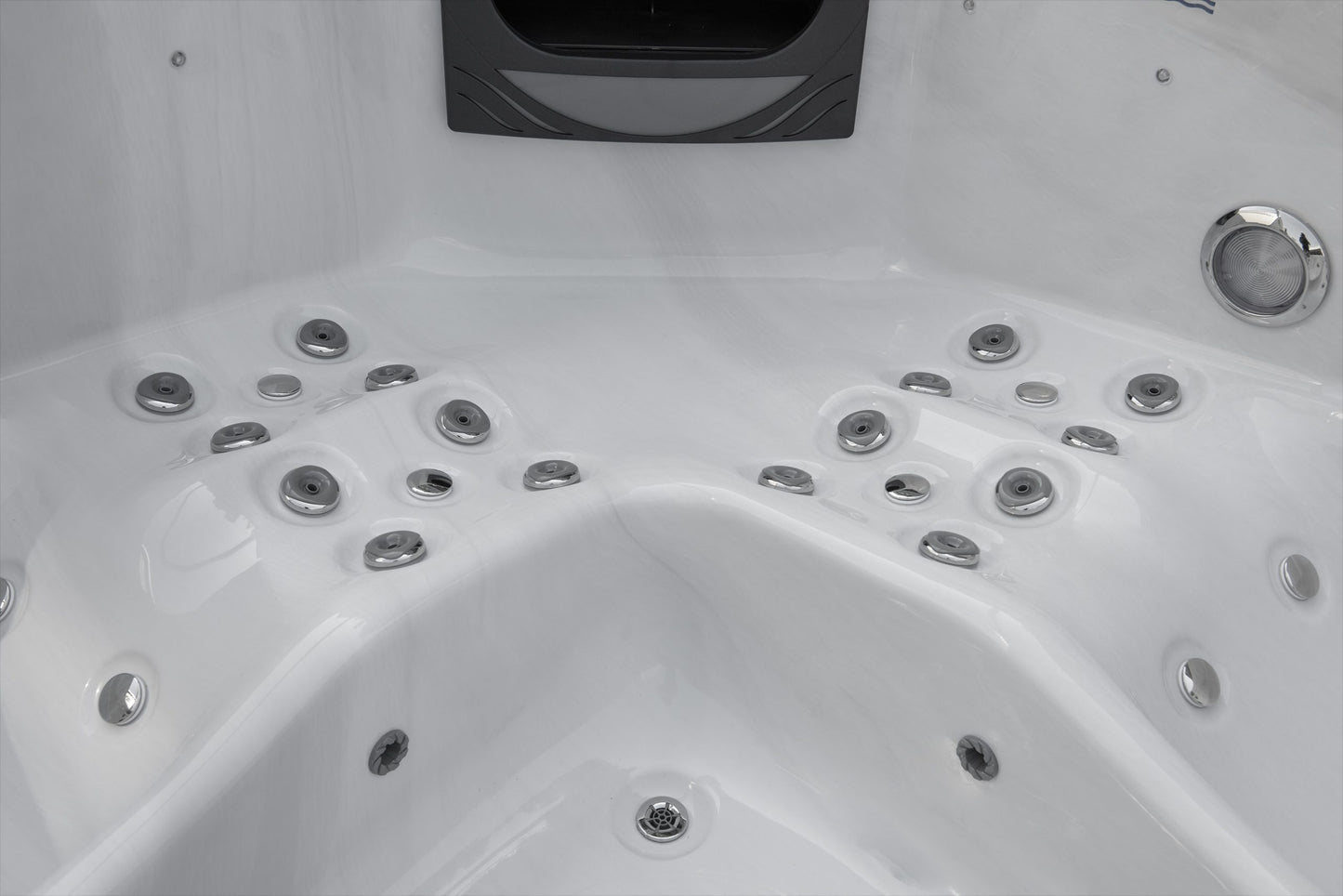 Sensation Retreat 2 Spa Pool