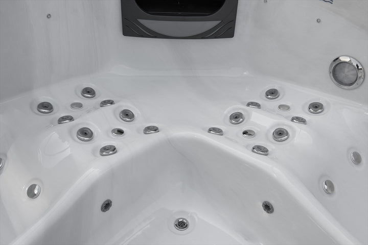 Sensation Retreat 2 Spa Pool