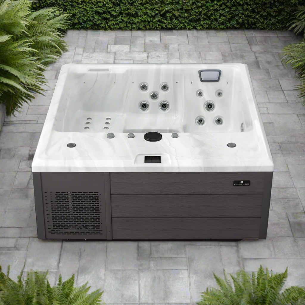 spa pool with heatpump integrated