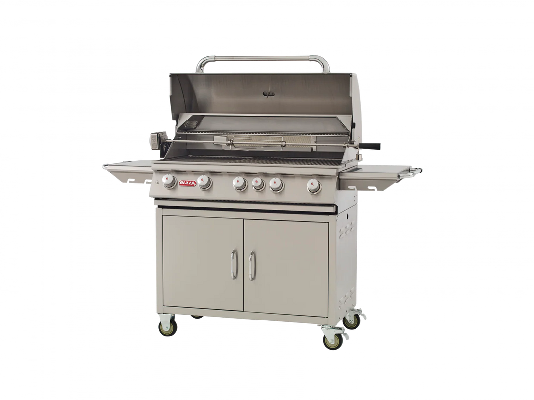 BULL Brahma BBQ Grill &amp; Cart