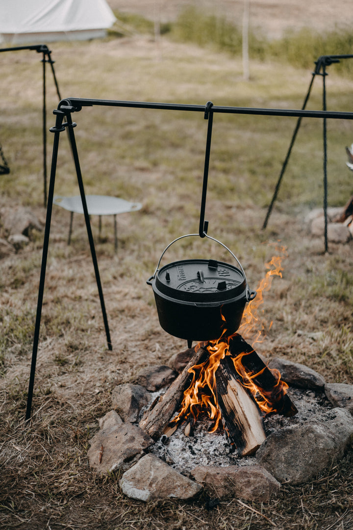 Petromax Dutch Oven With Legs FT3
