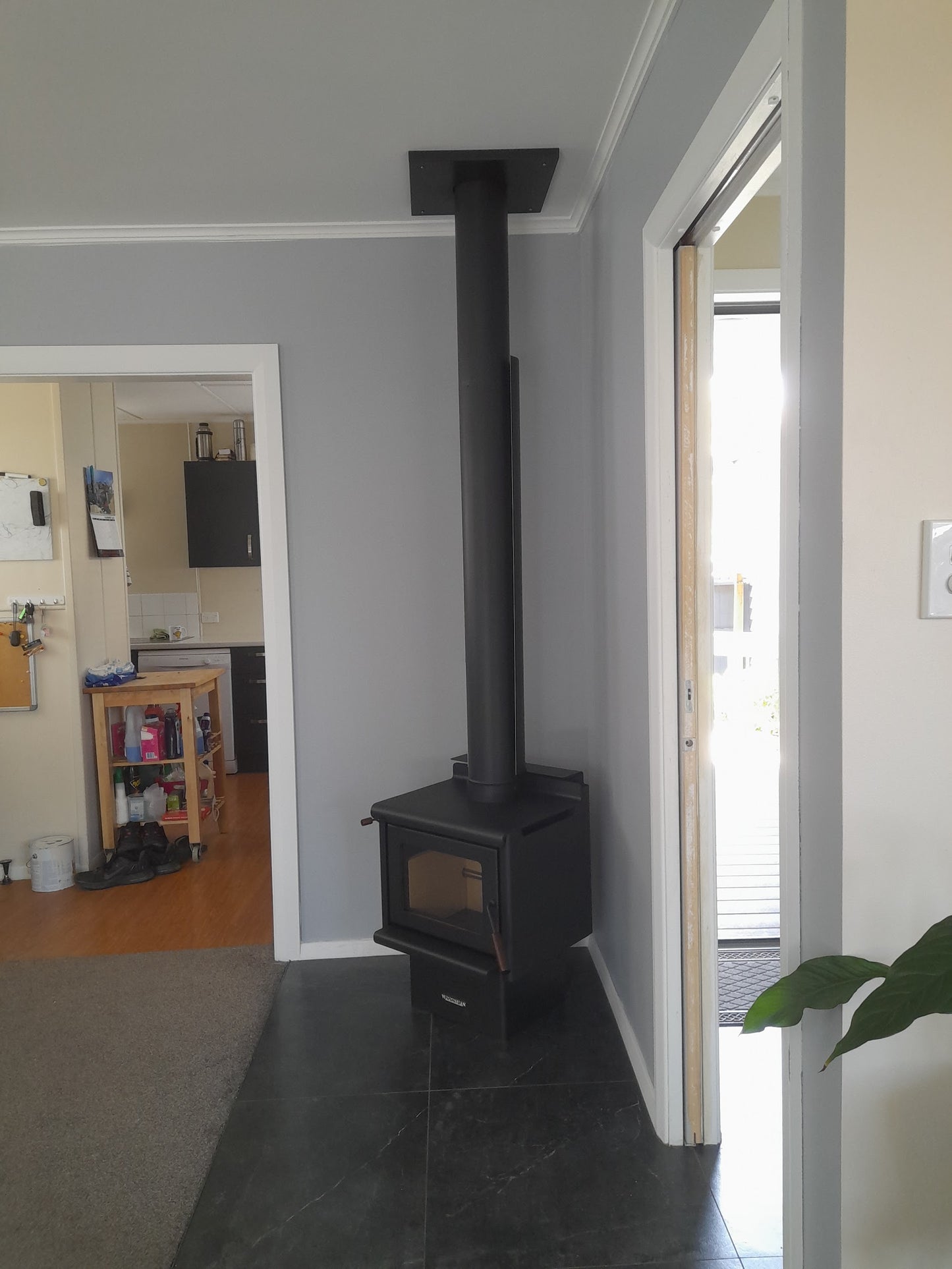 Woodsman Kanaku ULEB + 4.2m HeatSaver Flue | Yourstore NZ