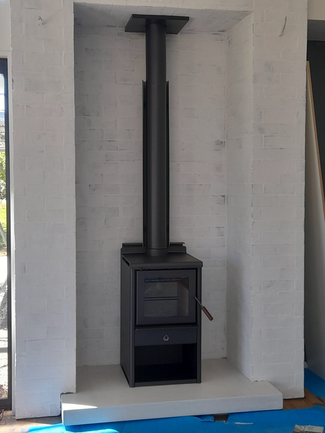 Woodsman Serene ULEB Wood Box + 4.2m HeatSaver Flue - NZ Made - Clean Air Approved